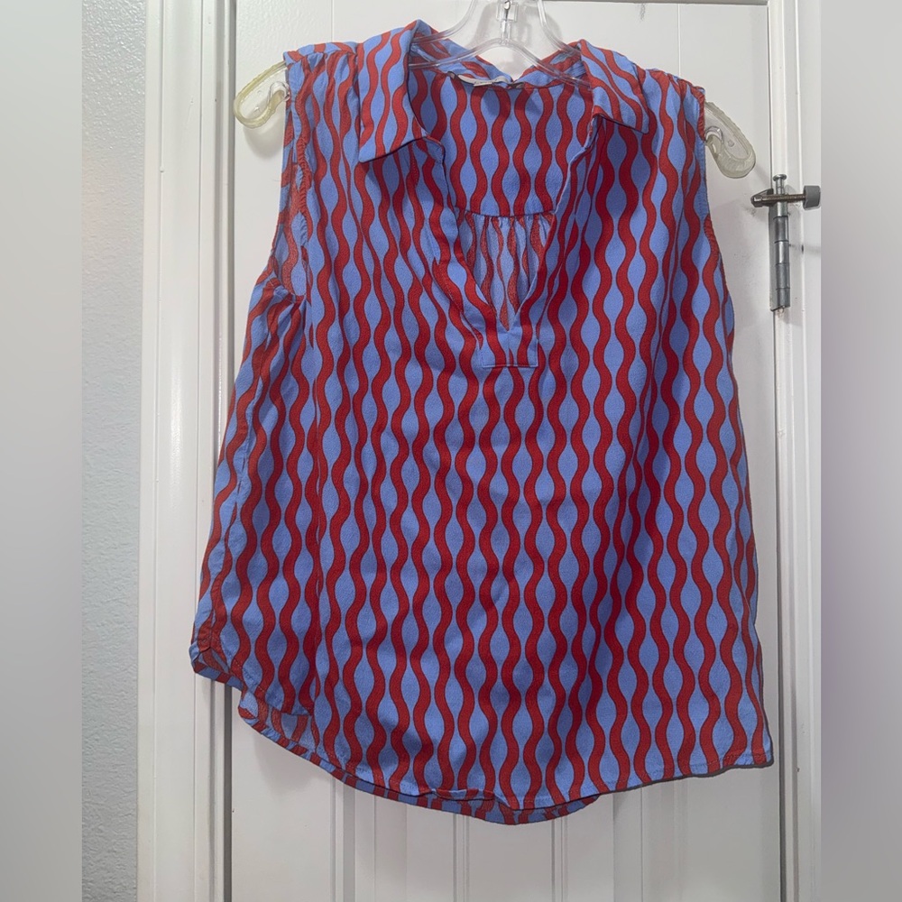 LOFT Sleeveless Orange and Blue Patterned Blouse